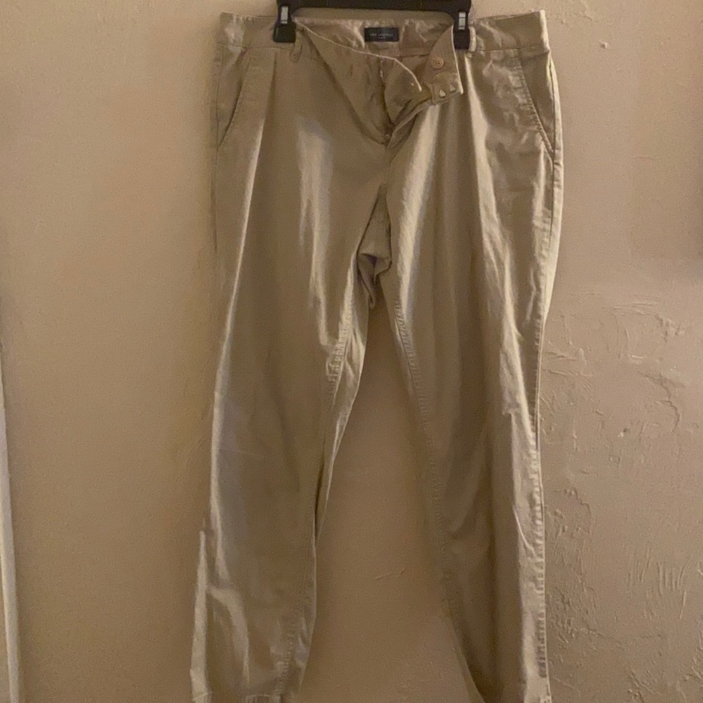 Kaki dress pants